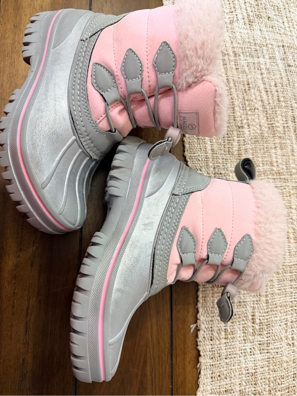 Magellan Outdoors Youth Girls All Weather Snow Boots Pink Silver Size 2D